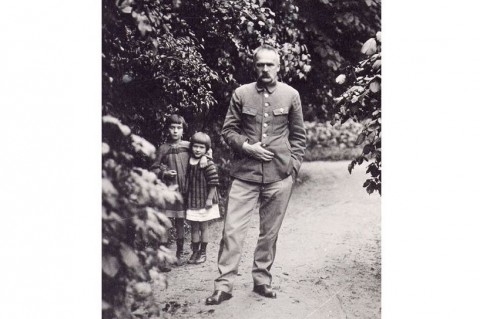 Marszałek J.Piłsudski w Sulejówku